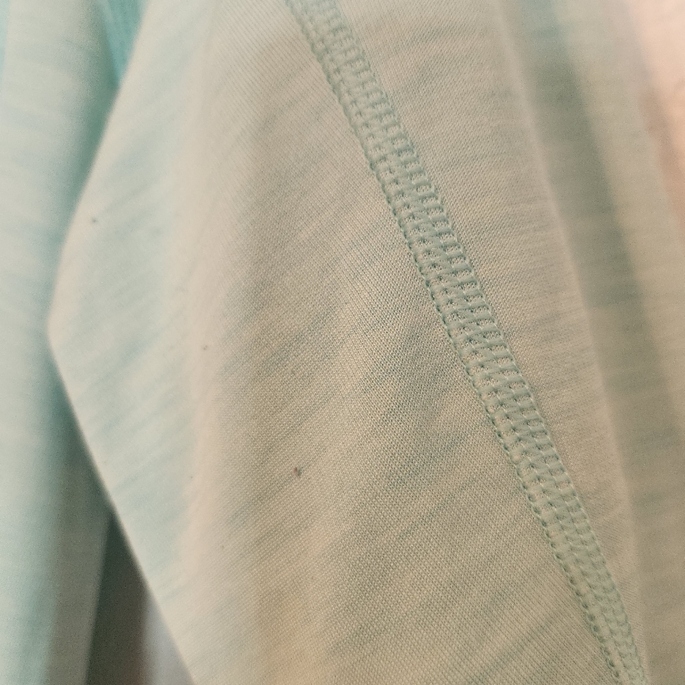Under Armour Cold Gear Light Green Long‎ Sleeve Shirt, Size M - Picture 7 of 8